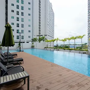 Apartment Straits Garden Suites, George Town