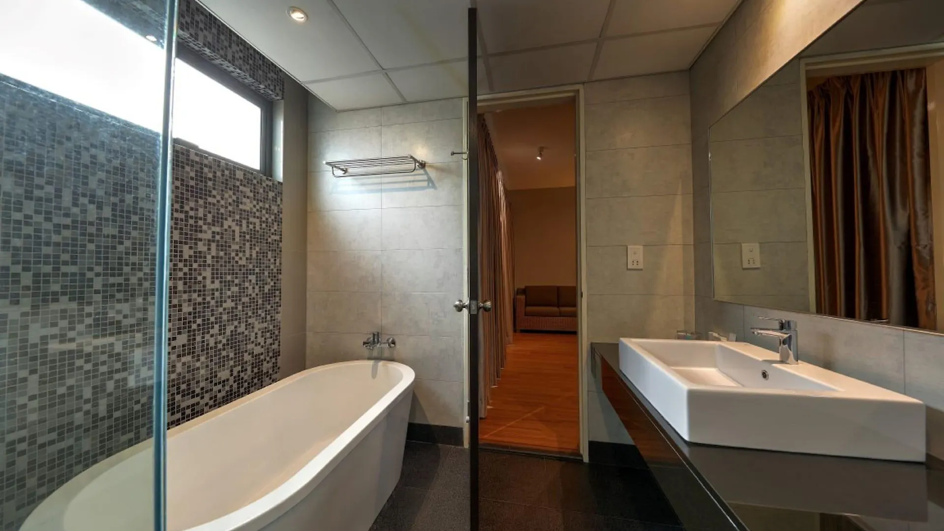 Acappella Suite Hotel, Shah Alam Hotel